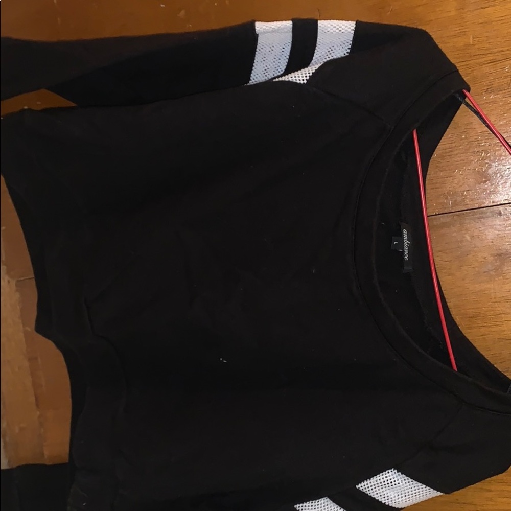 Cropped long sleeve